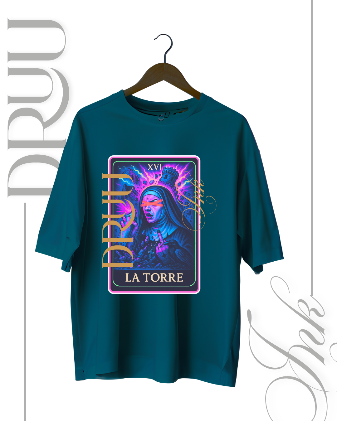 Playera tipo Oversize – Monja Rebelde “La Torre”