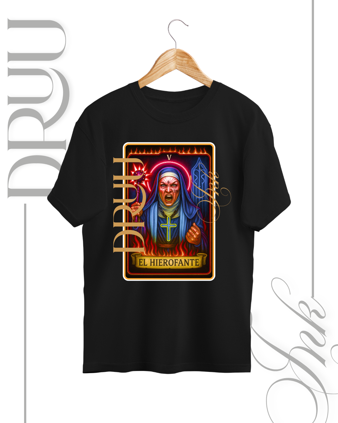 Playera tipo Oversize – Monja Rebelde “El Hierofante”