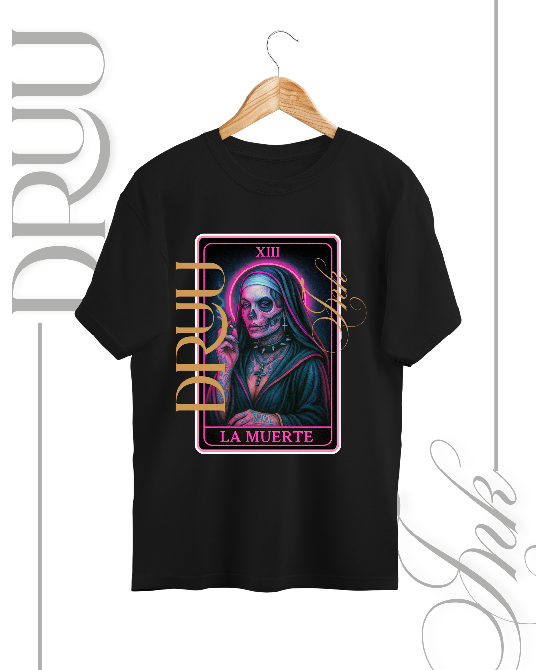 Playera tipo Oversize – Monja Rebelde “La Muerte Bis”