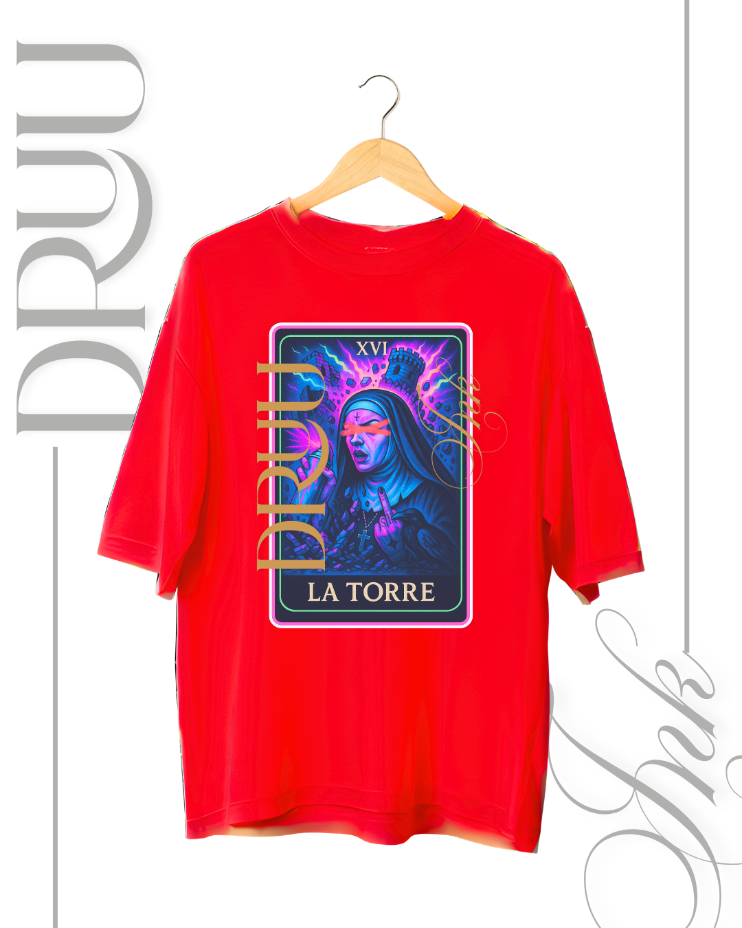 Playera tipo Oversize – Monja Rebelde “La Torre”
