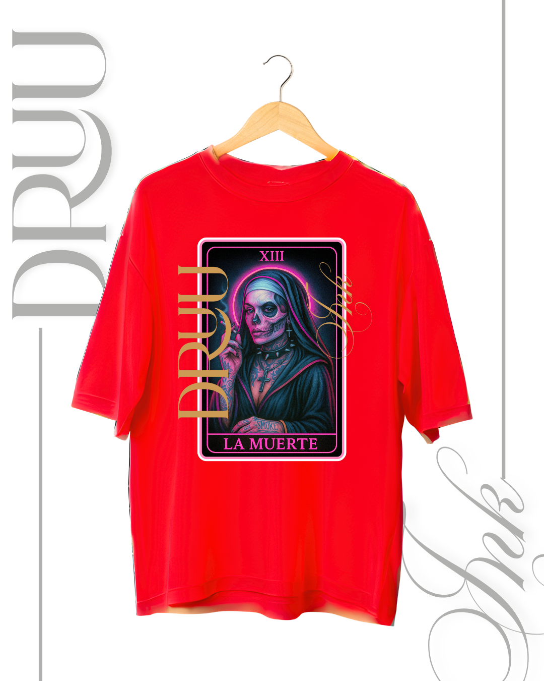 Playera tipo Oversize – Monja Rebelde “La Muerte Bis”