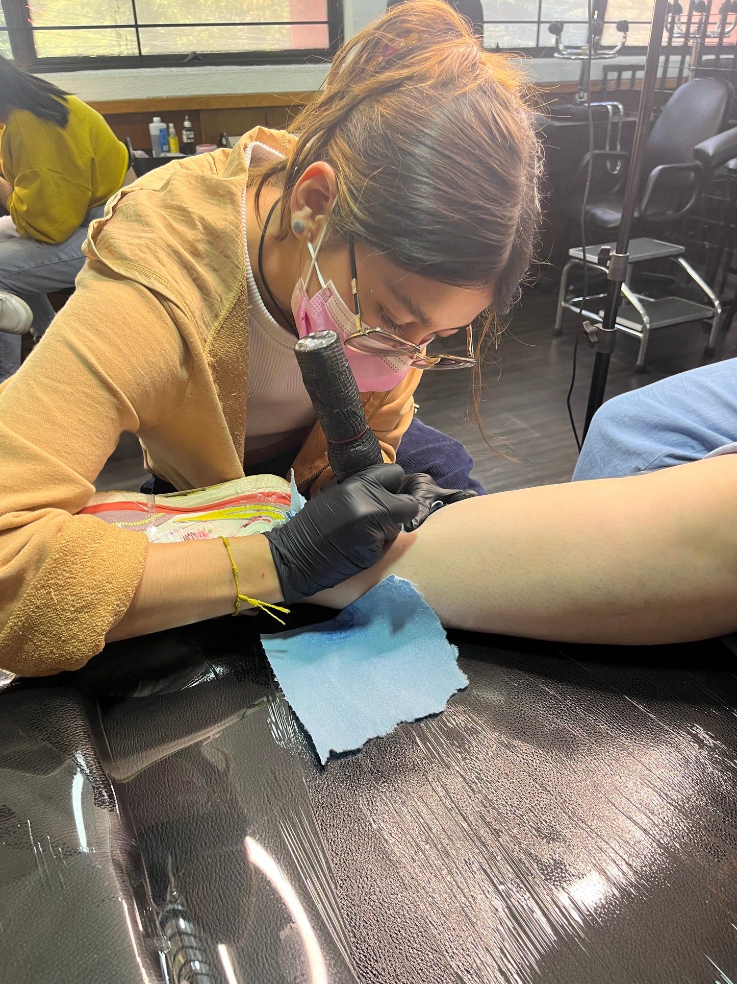 Spot. Renta de espacio para tatuar.