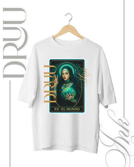Playera tipo Oversize – Monja Rebelde “El Mundo”