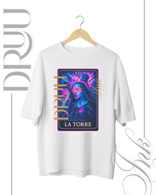 Playera tipo Oversize – Monja Rebelde “La Torre”