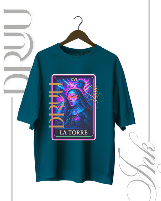 Playera tipo Oversize – Monja Rebelde “La Torre”