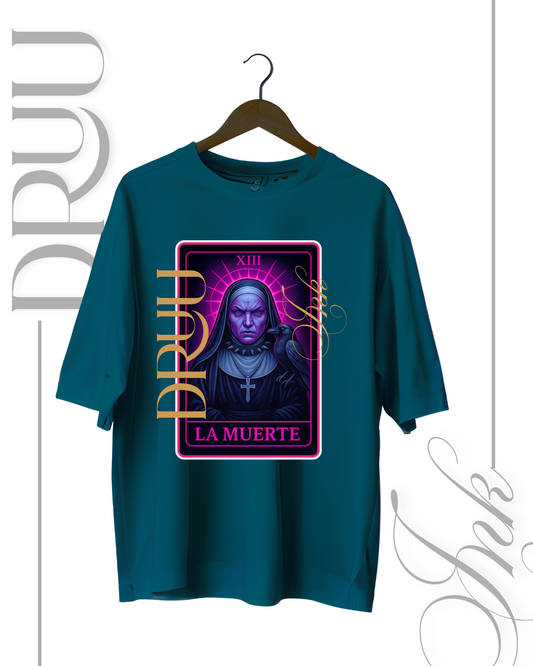Playera tipo Oversize – Monja Rebelde “La Muerte”