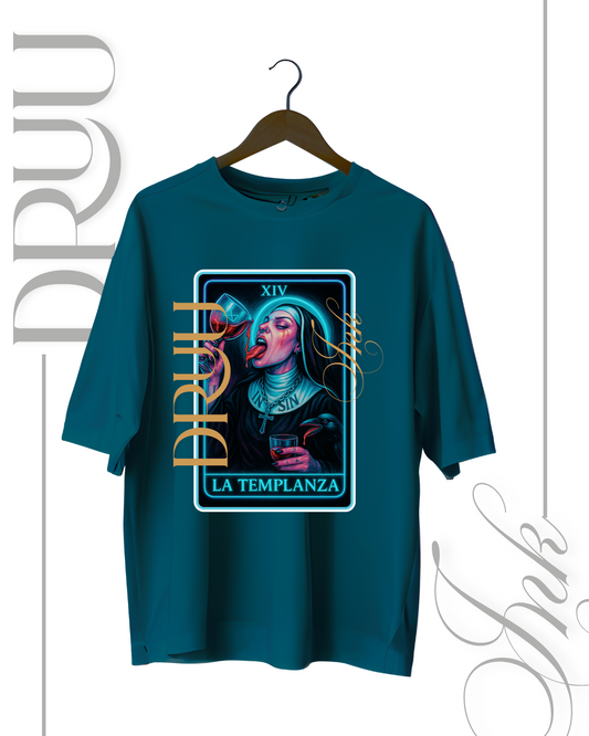 Playera tipo Oversize – Monja Rebelde “La Templanza”